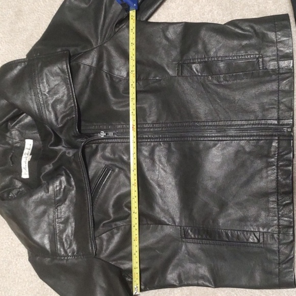 Coat: Genuine Leather Jacket - Picture 10 of 13